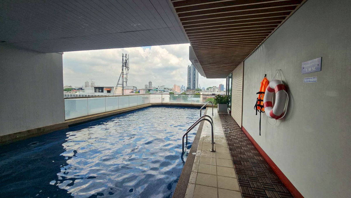 รูป คอนโดแต่งใหม่ สไตล์สวย ใกล้ BTS วงเวียนใหญ่ พร้อมอยู่ เฟอร์ครบ เครื่องใช้ไฟฟ้าครบ แอร์ 2 ตัว ฟรีค่าโอน - รูปที่ 22/23