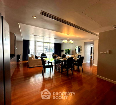 คอนโดให้เช่า : คอนโด 3-ห้องนอน ที่ ลา ซิตต้า เพนท์เฮ้าส์ ใกล้ BTS ทองหล่อ (ID 2711047)