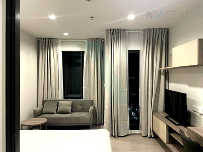 Condos for rent : For Rent Condo LIFE SATHORN SIERRA Building 1, Floor 33,Studio, Room size 28 sqm