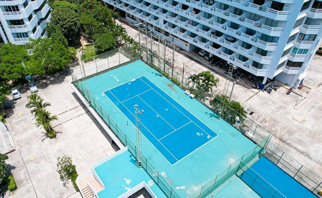 picture Luxurious unit right in beach-front! - 36/36