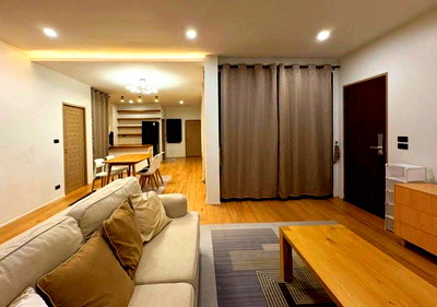 Houses for rent Chiang Mai : Two-story house for rent, outside of a housing project, 3 bedrooms, 3 bathrooms, pets allowed, near Wiang Kum Kam, Chiang Mai (R952) T.094-651-1456