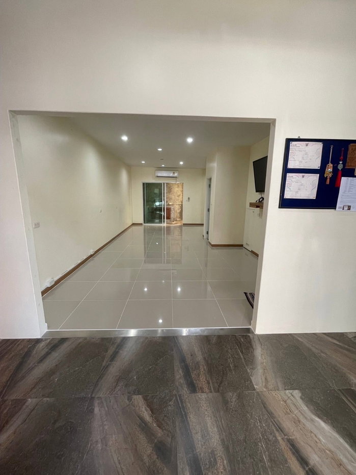 รูป UV01917 - Villette City  Pattanakarn : BTS Phra Khanong - รูปที่ 4/10