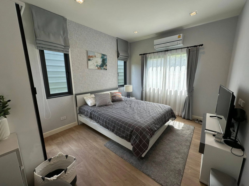 รูป ให้เช่าบ้านสวยโครงการคุณภาพจาก Sansiri  บุราสิริ สันผีเสื้อ บรรยากาศเงียบสงบ สไตล์รีสอร์ทล้านนา เดินทางสะดวก ใกล้รวมโชคมอลล์ -RW007799 - รูปที่ 16/31