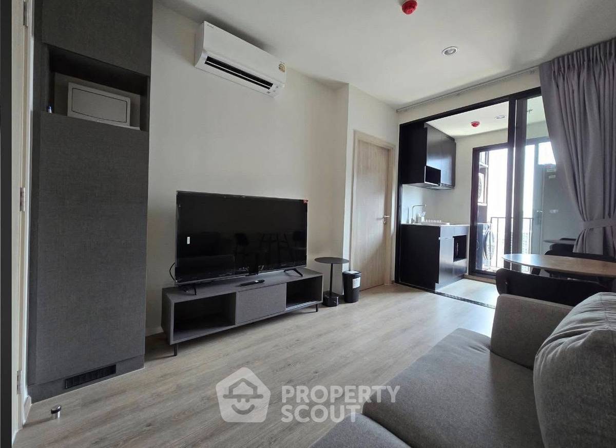 picture 1-BR Condo at Nue District R9 near MRT Phra Ram 9 (ID 2761744) - 7/11