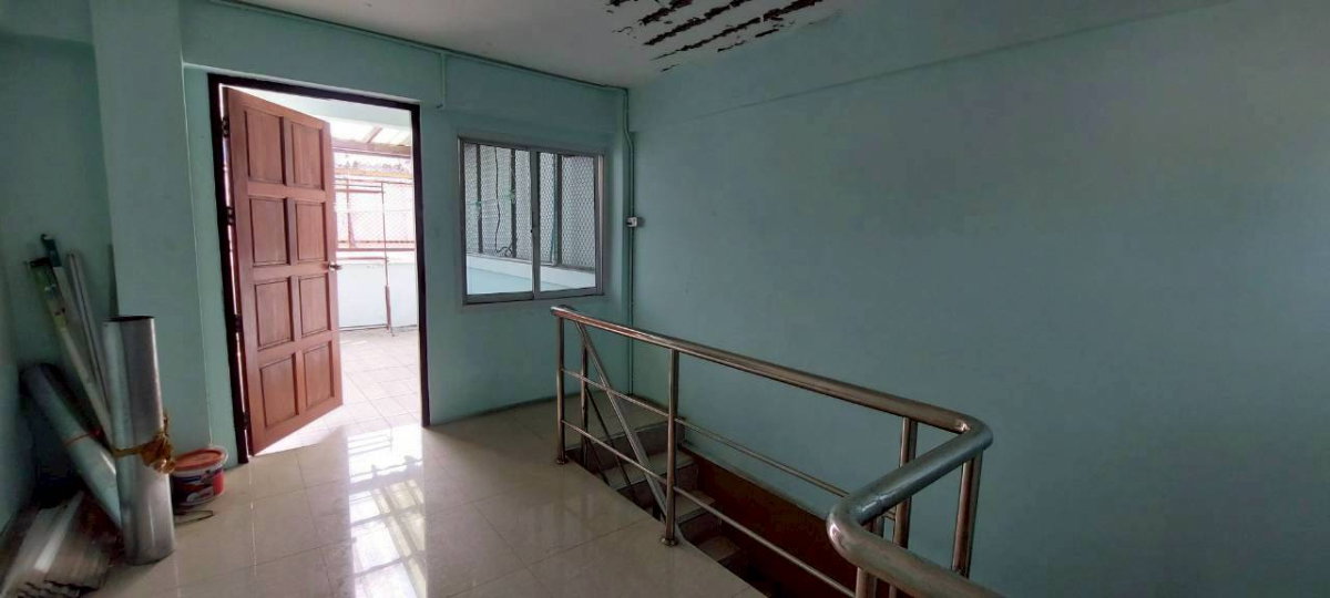 รูป ให้เช่าอาคารพาณิชย์ 4 ชั้น ติดเสาชิงช้า–ศาลเจ้าพ่อเสือ ใจกลางเกาะรัตนโกสินทร์ ทำเลธุรกิจชั้นเยี่ยม 55,000 บาท/เดือน พูดคุยสอบถามก่อนได้ - รูปที่ 8/9