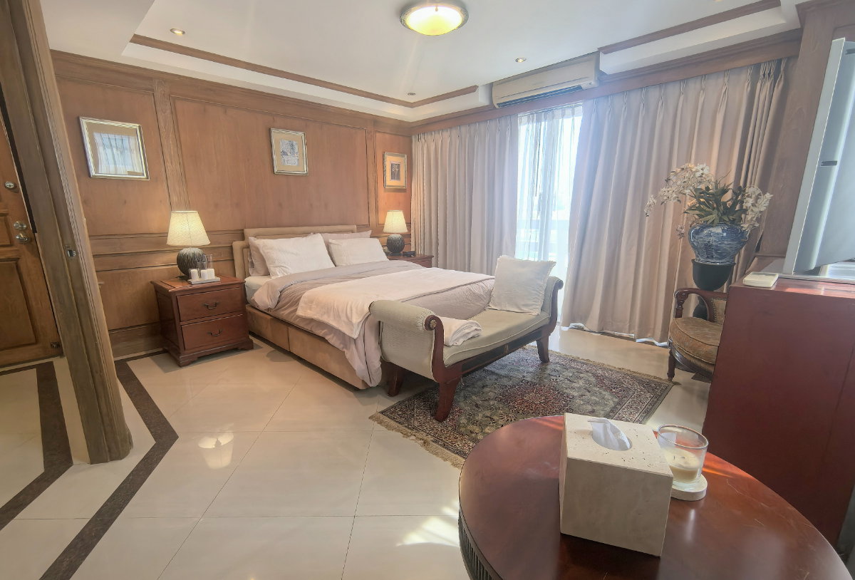 picture Luxurious unit right in beach-front! - 20/36