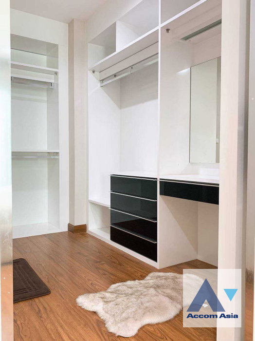 picture 🔼🔽 AccomA 📩 Refreshed and modern home with green views (AA40652) - 20/20