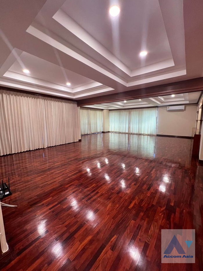 picture 🔼🔽 AccomA 📩  4 BR Condominium @Mano Tower (AA39829) - 3/20
