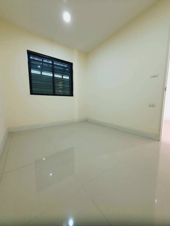 รูป ✨️ขายด่วน..ทาว์นโฮม 2 ชั้น บ้านใหม่พร้อมอยู่ เดินสะดวกใกล้ตลาดใหญ่ ทางด่วน และสิ่งอำนวยความสะดวกรอบโครงการ✨️ - รูปที่ 7/23