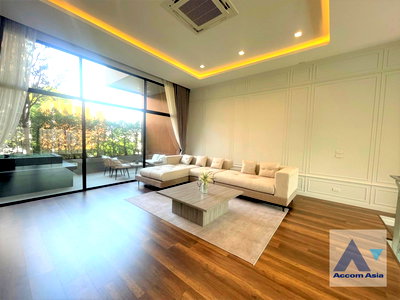 Townhouses for rent BTS Bang Na : 🔼🔽 AccomA 📩 Fully Furnished 4 BR Townhouse @The Park Lane Sukhumvit 105 (AA45523)