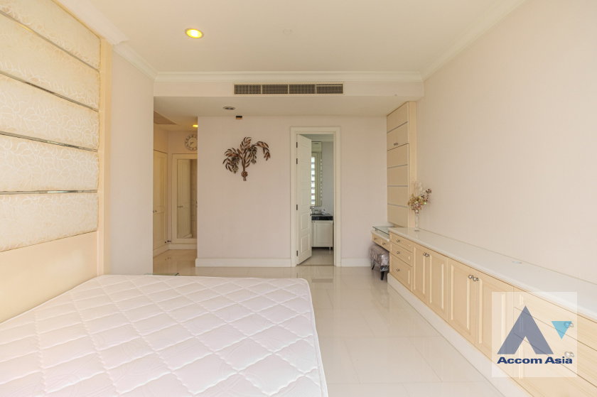 รูป 🔼🔽 AccomA 📩 Luxury condo with modern charm at Royce Private Residences (AA37116) - รูปที่ 17/20