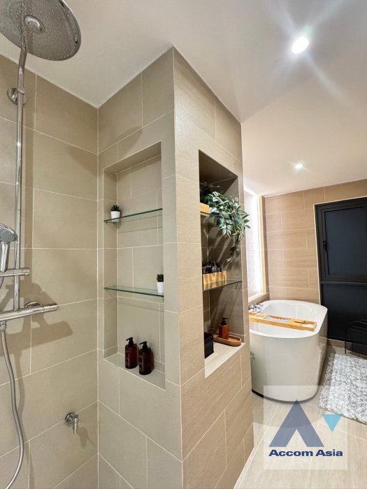 รูป 🔼🔽 AccomA 📩 Spacious townhouse with modern interior in the Sathorn area (AA39160) - รูปที่ 11/14