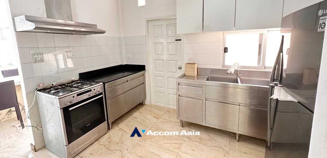 picture 🔼🔽 AccomA 📩 Pet friendly,Private Swimming Pool 4 BR House in Phra Khanong Nuea (AA25133) - 8/20