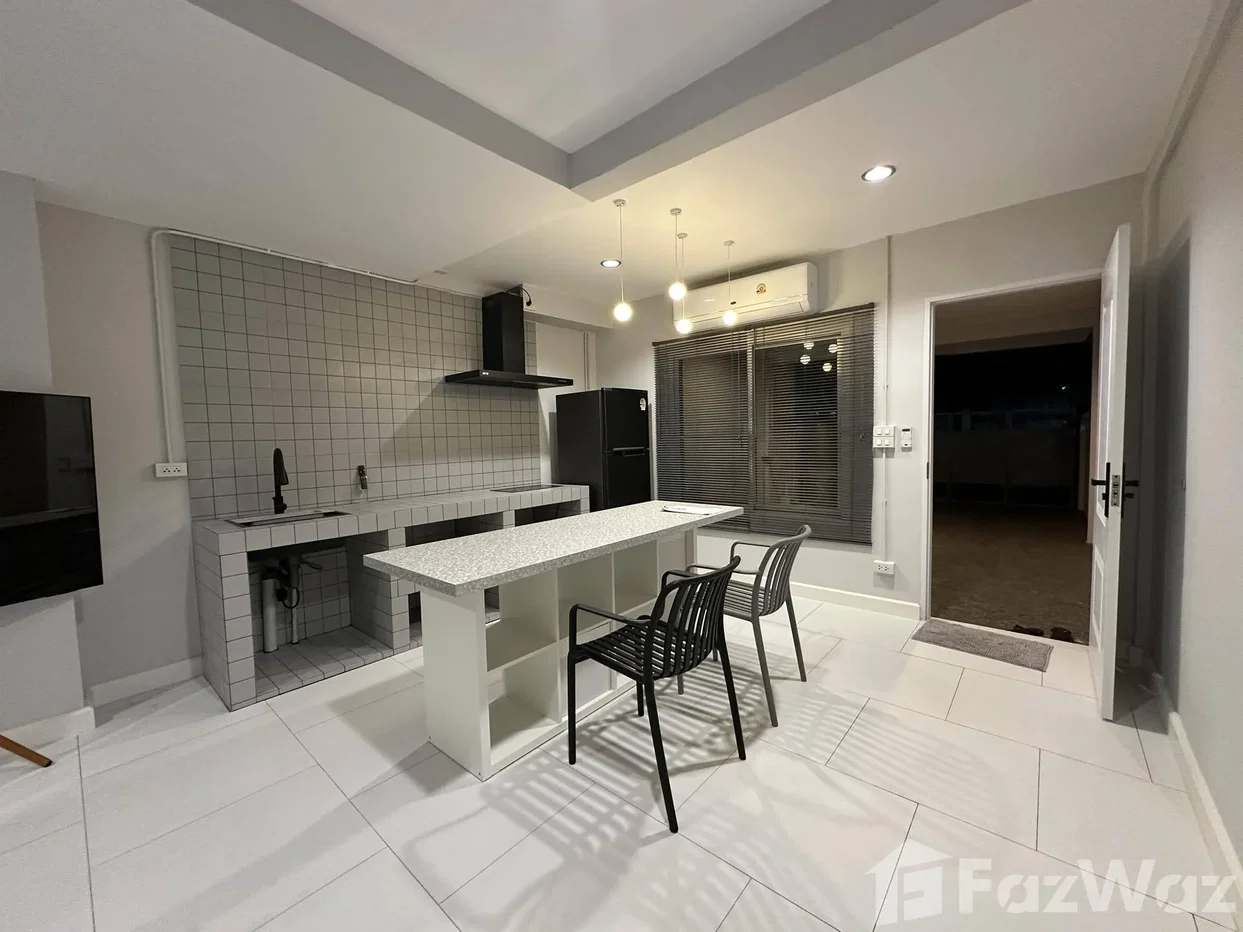 รูป ทาวน์เฮ้าส์ให้เช่า 3 ห้องนอน ใน ลาดพร้าว, กรุงเทพมหานคร 6149346 - รูปที่ 4/13