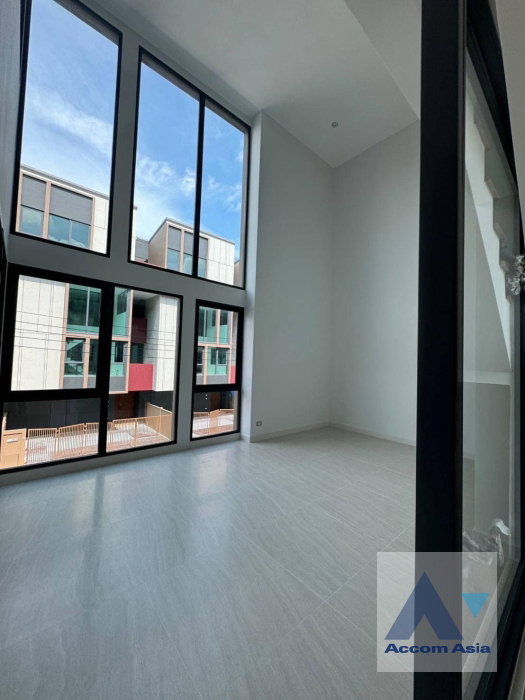 รูป 🔼🔽 AccomA 📩 Pet friendly,Home Office 3 BR House @Baan Klang Muang CLASSE Sukhumvit 77 (AA38596) - รูปที่ 10/20