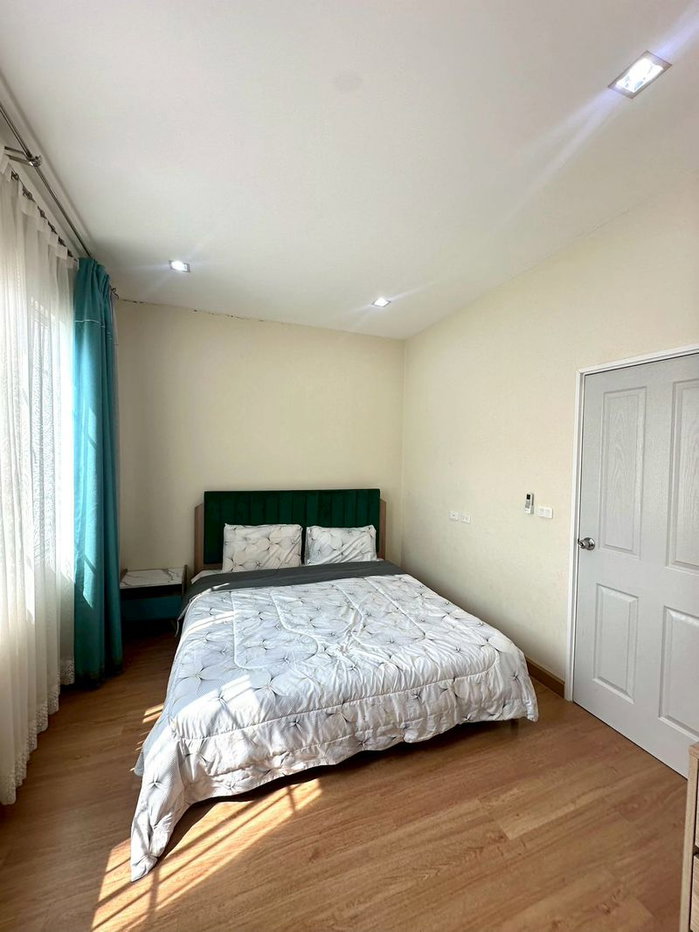 รูป 4 Bedroom Townhouse for Sale in East Pattaya - รูปที่ 13/19