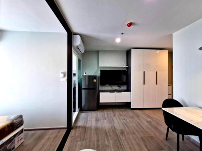 Condos for rent : Condo for rent: Regent Home Bangna | Rental price: 11,000 baht per month