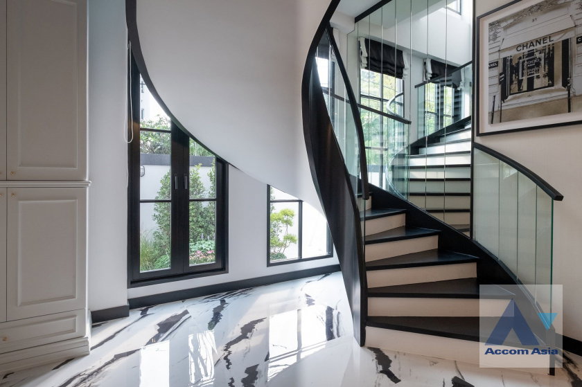 รูป 🔼🔽 AccomA 📩  Grand Modern Residence with Lofty Ambience (AA29882) - รูปที่ 5/20