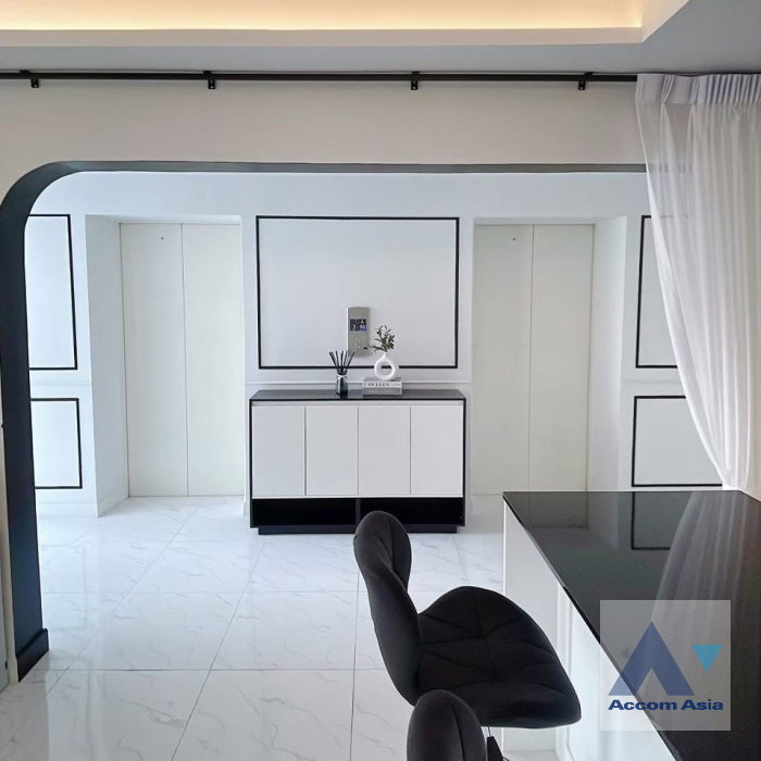picture 🔼🔽 AccomA 📩  2 BR Condominium @Star View Condominium (AA45913) - 10/15