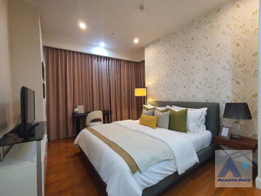 รูป 🔼🔽 AccomA 📩  2 BR Condominium @Q Langsuan  (13000789) - รูปที่ 4/6