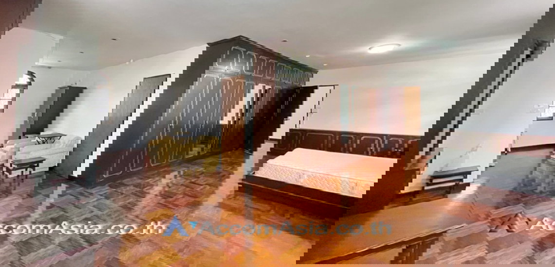 picture 🔼🔽 AccomA 📩 Home Office 4 BR House in Phra Khanong (2316174) - 2/18