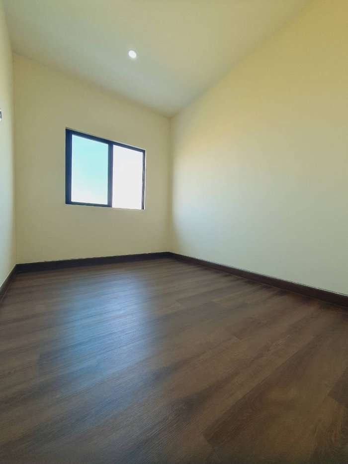 รูป ✨️ขายด่วน..ทาว์นโฮม 2 ชั้น บ้านใหม่พร้อมอยู่ เดินสะดวกใกล้ตลาดใหญ่ ทางด่วน และสิ่งอำนวยความสะดวกรอบโครงการ✨️ - รูปที่ 15/23