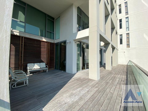 🔼🔽 AccomA 📩 Classic warm-toned house with garden and wood interior at The Sukhothai Residence (AA32792)