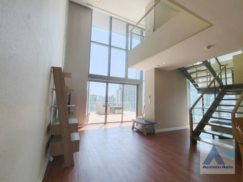 รูป 🔼🔽 AccomA 📩 Penthouse,Huge Terrace,Duplex Condo,Double High Ceiling 2 BR Condominium @The Room Sukhumvit 21 (13001569) - รูปที่ 5/20