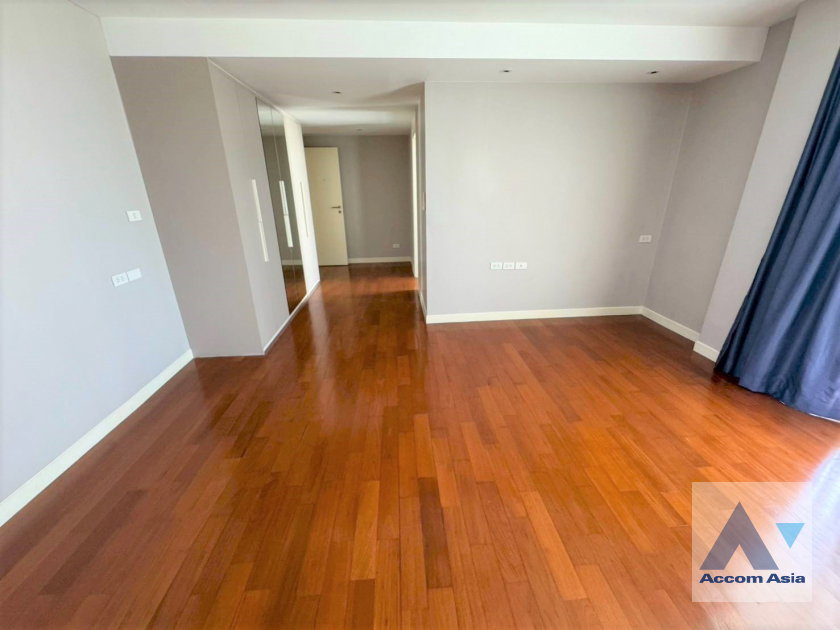 picture 🔼🔽 AccomA 📩  3 BR Condominium @La Citta Penthouse (AA39090) - 12/19