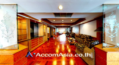 คอนโดให้เช่า : 🔼🔽 AccomA 📩 Charming Thai-style condominium with classic wooden accents (1510793)