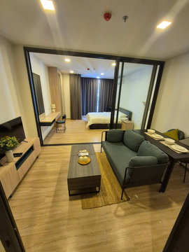 PFD-08212 For rent XT Phayathai (XT Phayathai) Condo, location in the heart of the city, near BTS Phayathai.