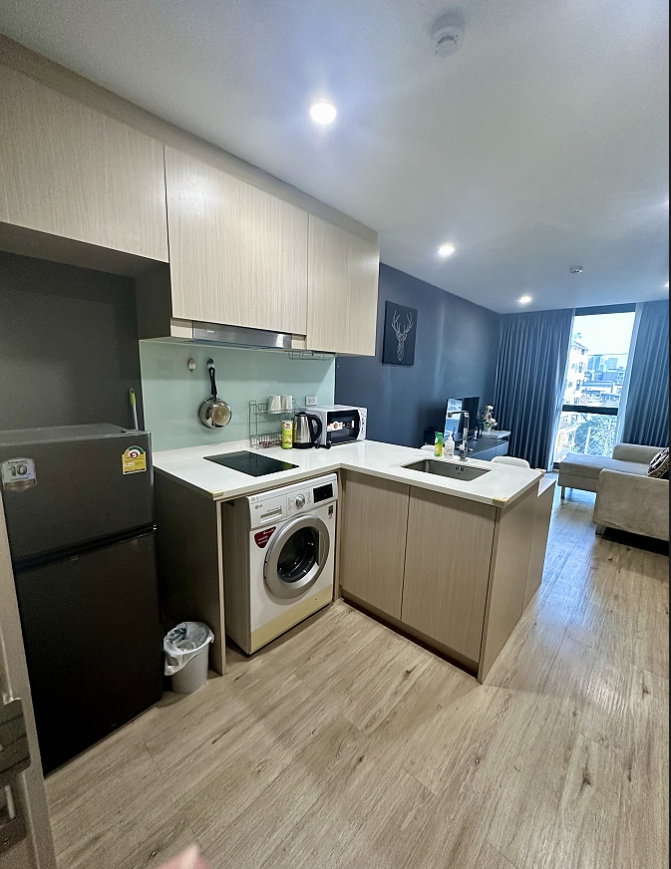 picture Unit Available at Serio Sukhumvit 50 - 3/10