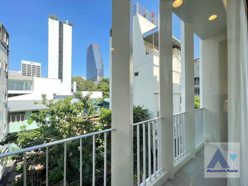 รูป 🔼🔽 AccomA 📩 Pet friendly 3 BR Townhouse in Si Lom (AA38225) - รูปที่ 18/19