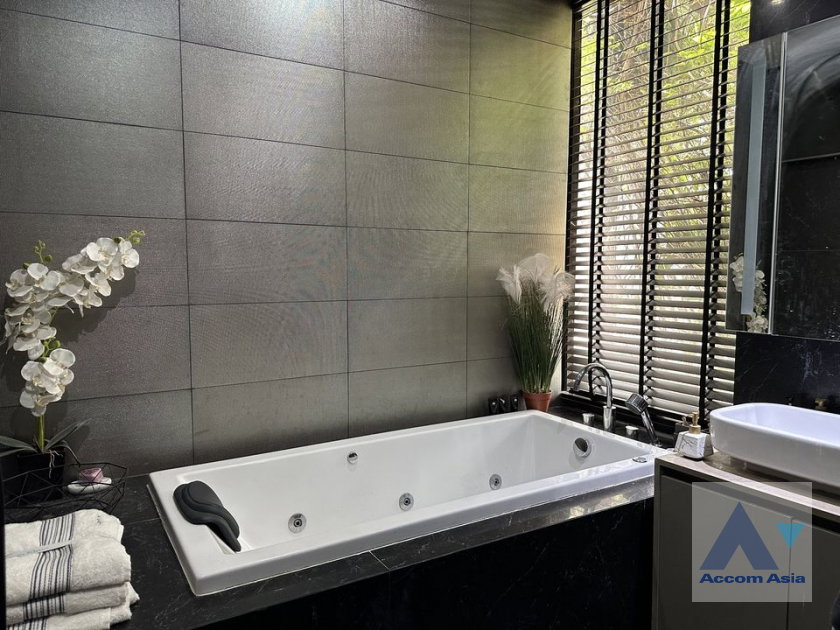 picture 🔼🔽 AccomA 📩 Huge Terrace 2 BR Condominium @M Silom (AA39789) - 9/14
