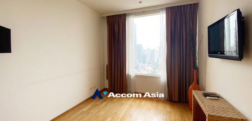 picture 🔼🔽 AccomA 📩 Well-lit condominium with wood accents and panoramic windows in Sathorn (AA19577) - 12/18
