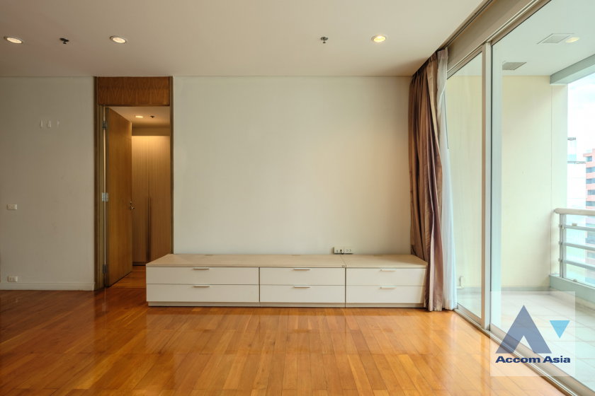 รูป 🔼🔽 AccomA 📩  4 BR Condominium @Royal Saladaeng (AA30099) - รูปที่ 1/20