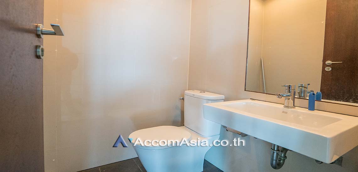 รูป 🔼🔽 AccomA 📩 Duplex Condo,Double High Ceiling,Big Balcony 3 BR Condominium @Baan Saraan (AA24963) - รูปที่ 12/12