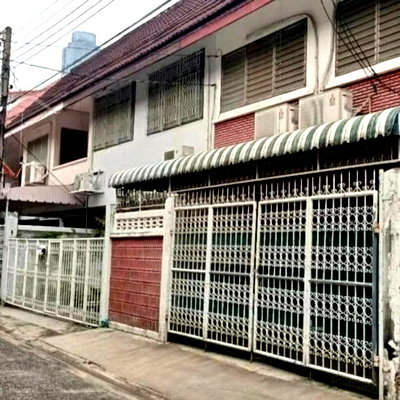 เช่าทาวน์โฮม กรุงเทพมหานคร : HR3357ให้เช่าทาวน์เฮ้าส์ใจกลางรัชดา-พระราม 9 ทำเลศักยภาพที่ตอบโจทย์ชีวิตเมือง เชื่อมต่อ MRT พระราม 9 เพียง 800 เมตร