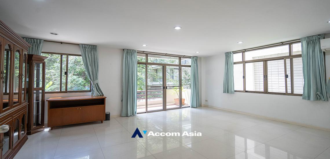 picture 🔼🔽 AccomA 📩 Spacious 4-storey house with parking and private corner yard (AA22965) - 13/20