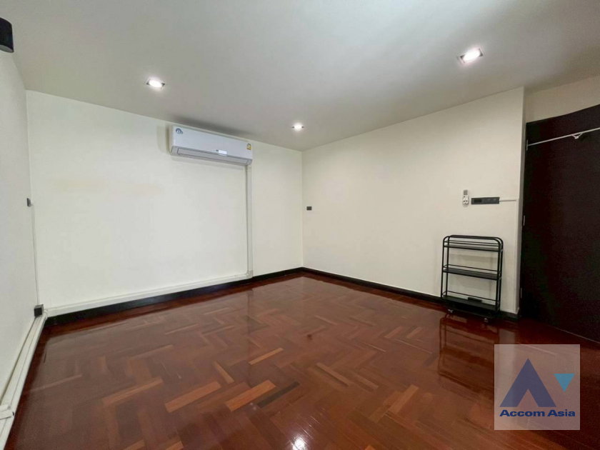 รูป 🔼🔽 AccomA 📩 Pet friendly 3 BR Townhouse in Yan Nawa (AA45264) - รูปที่ 12/20