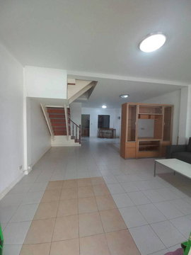 Baan Klang Muang Soi Rama 9 43near The Nine shopping mall. Suitable for company registration.