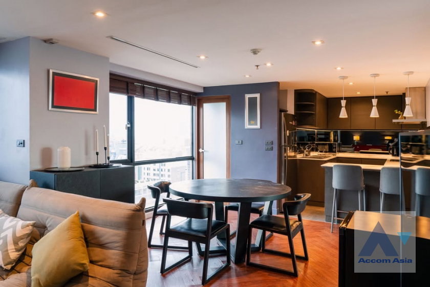 picture 🔼🔽 AccomA 📩 Stylish condominium with wood stairs and city charm (AA37442) - 9/20