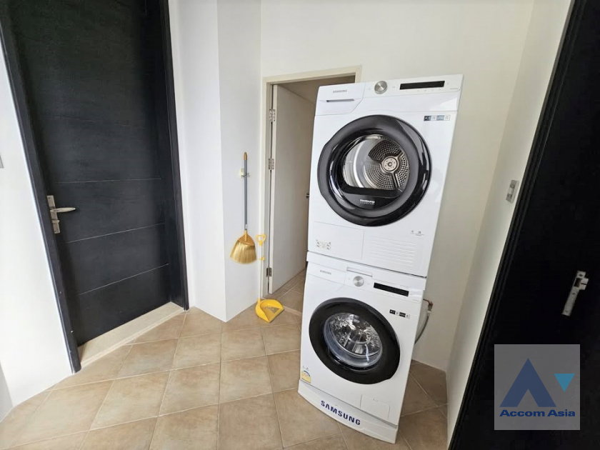 รูป 🔼🔽 AccomA 📩 Fully Furnished 3 BR Condominium @The Infinity Sathorn (AA32108) - รูปที่ 16/18