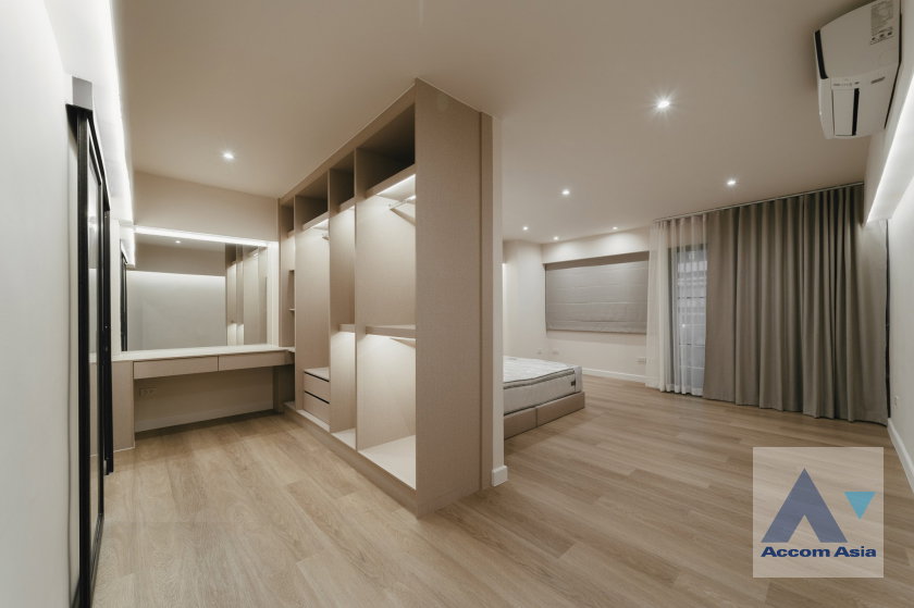 รูป 🔼🔽 AccomA 📩 Pet friendly,Newly renovated,Corner Unit 5 BR Townhouse @Regent 71 (AA43783) - รูปที่ 5/18