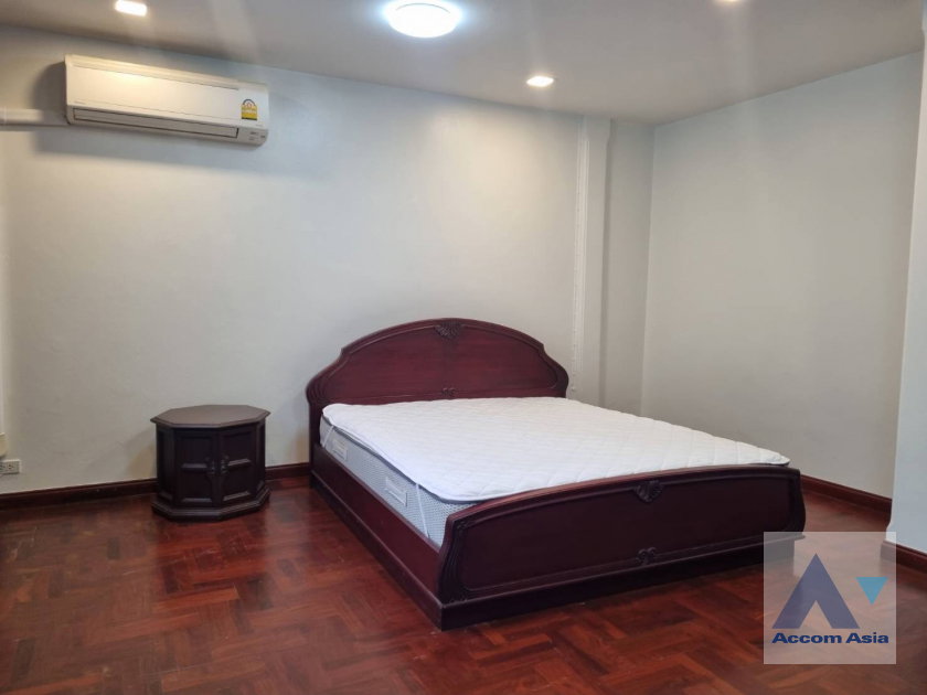รูป 🔼🔽 AccomA 📩 Pet friendly 4 BR House @Ekkamai Villas (2520692) - รูปที่ 5/20