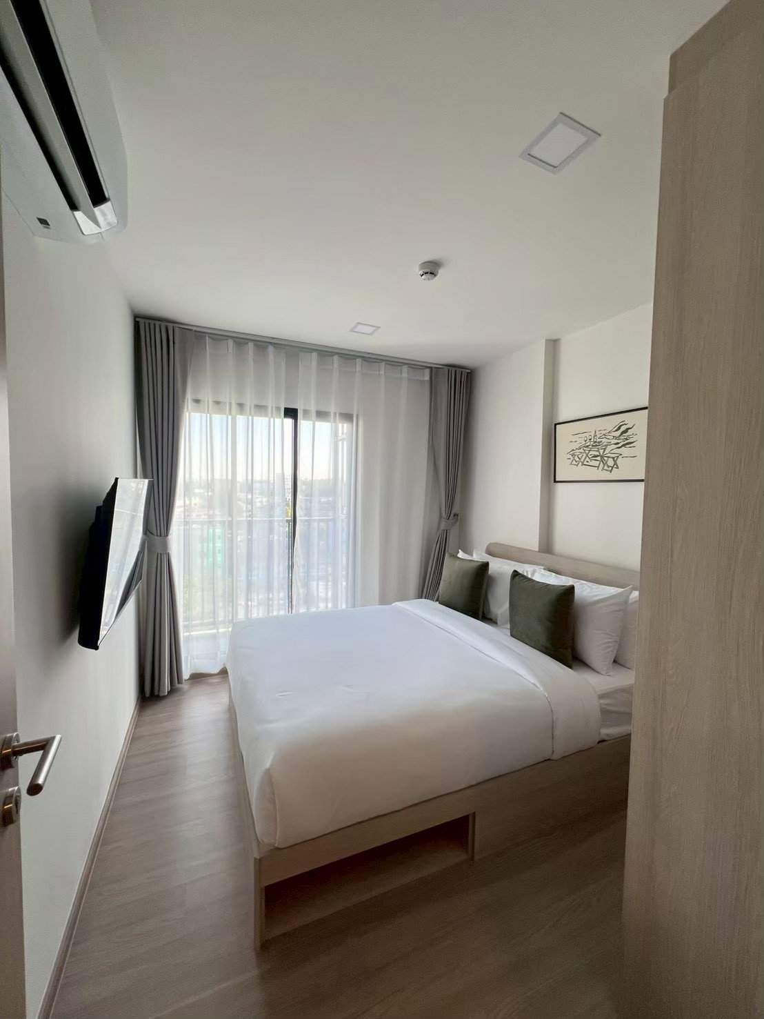 🔥 THE BASE Bukit 🌆 New Condo in Phuket Near Shopping Malls 🚌 Free Shuttle to Central Festival Phuket - image 2