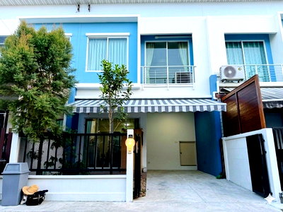 Townhouses for sale Bang Kruai Nonthaburi : Townhome zone Rama 5  and Pinklaow on sale 2780000 bath