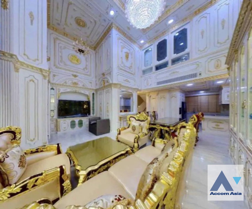 picture 🔼🔽 AccomA 📩 European Classic-Style Luxury Home (AA35121) - 3/20