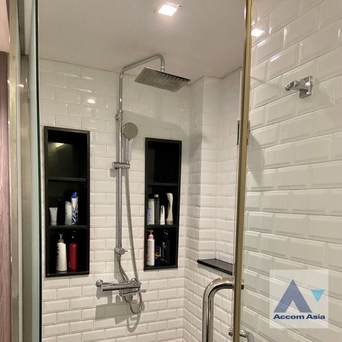 picture 🔼🔽 AccomA 📩 Modern dark-toned condo with glass dining at Royal Castle (AA44283) - 12/13