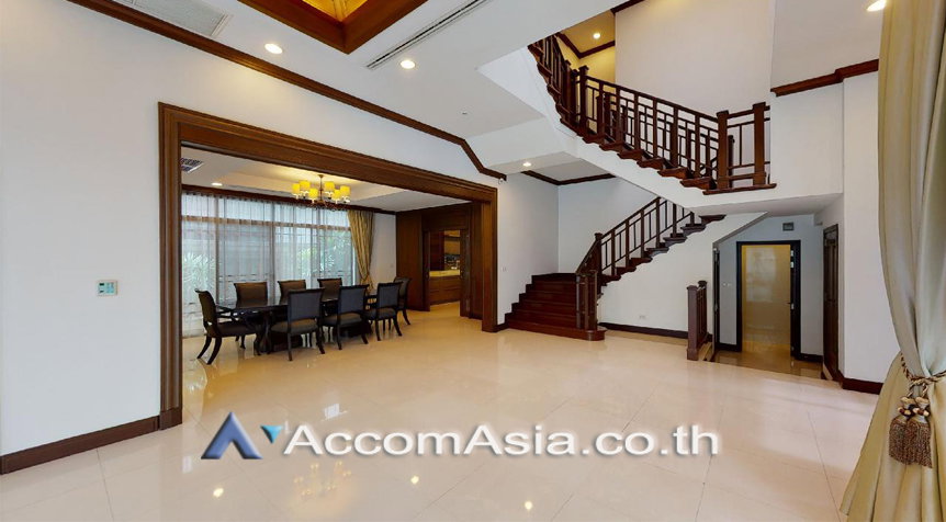 รูป 🔼🔽 AccomA 📩 Fully Furnished Luxury Home with Garden & Built-Ins (1811050) - รูปที่ 1/12